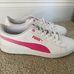 Women’s Pink and white Puma